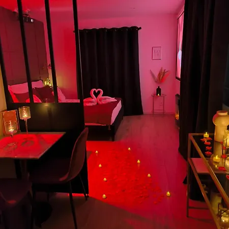 Апартаменты Nuit D'evasion Avec Baignoire Balneotherapie